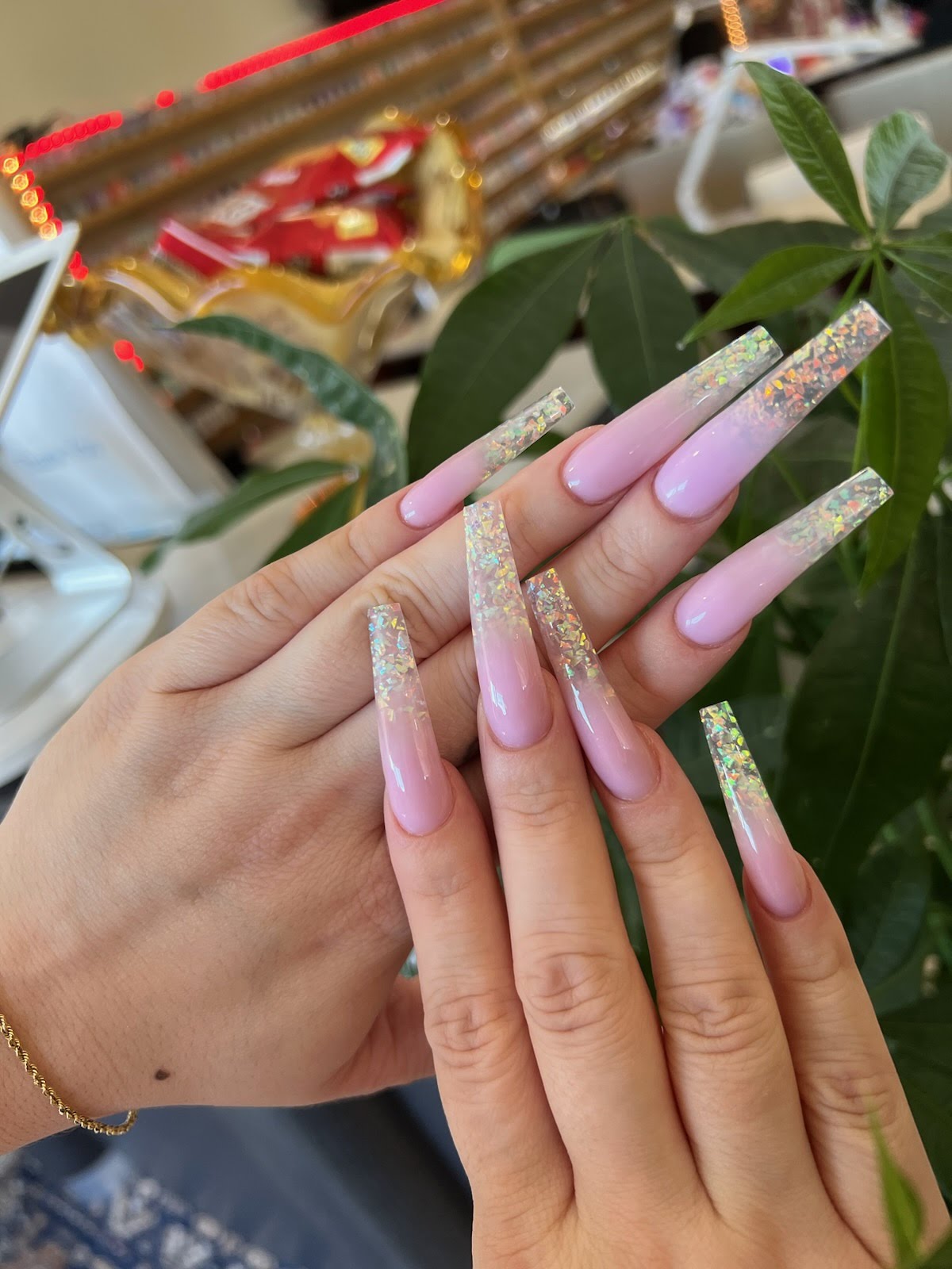 DA-VI NAILS nail work in Pasadena, Texas